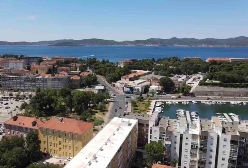 New Modern Apt Near Old Town - Private Parking Ζαντάρ Εξωτερικό φωτογραφία