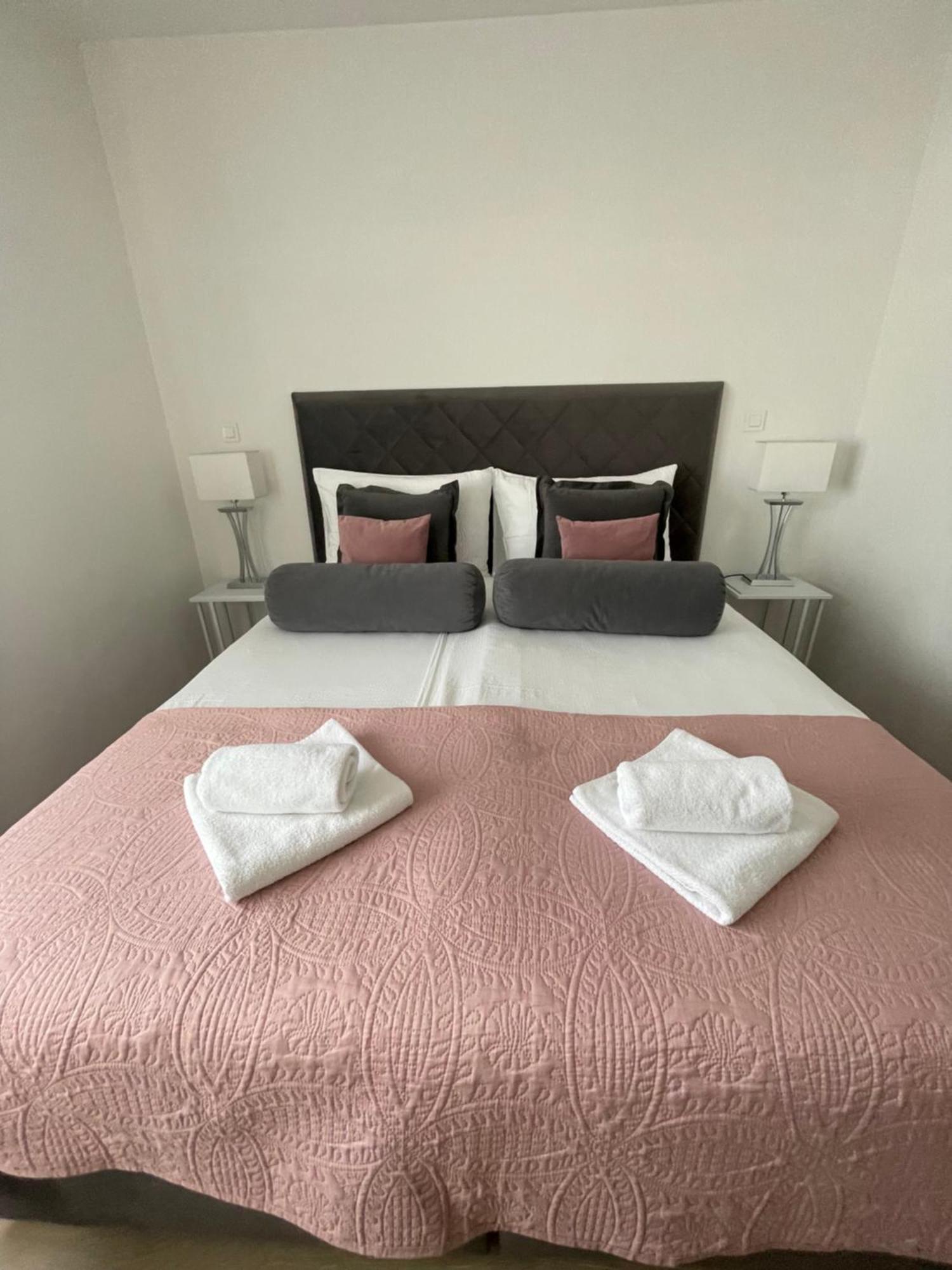 New Modern Apt Near Old Town - Private Parking Ζαντάρ Εξωτερικό φωτογραφία